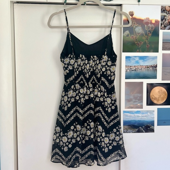 Fire Los Angeles Daisy Dress - Picture 3 of 5